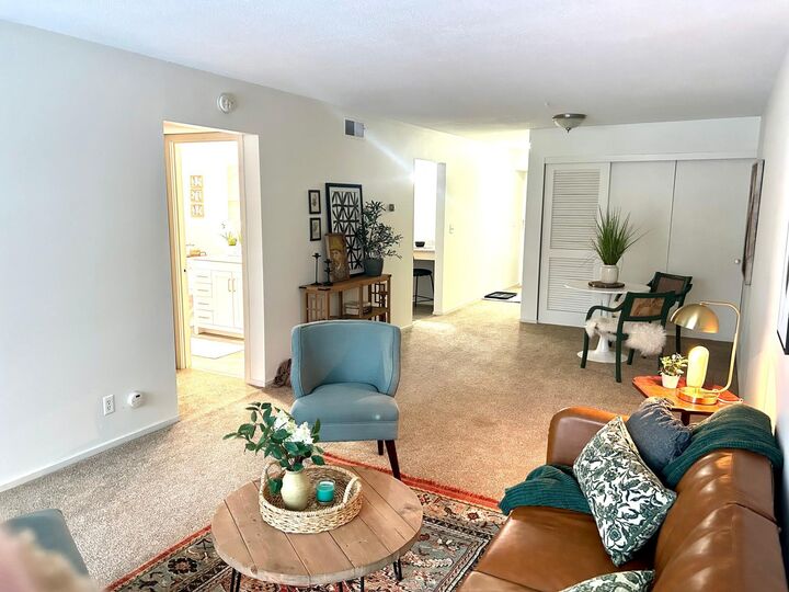 Property Photo:  6423 Colony Way 3L  MN 55435 