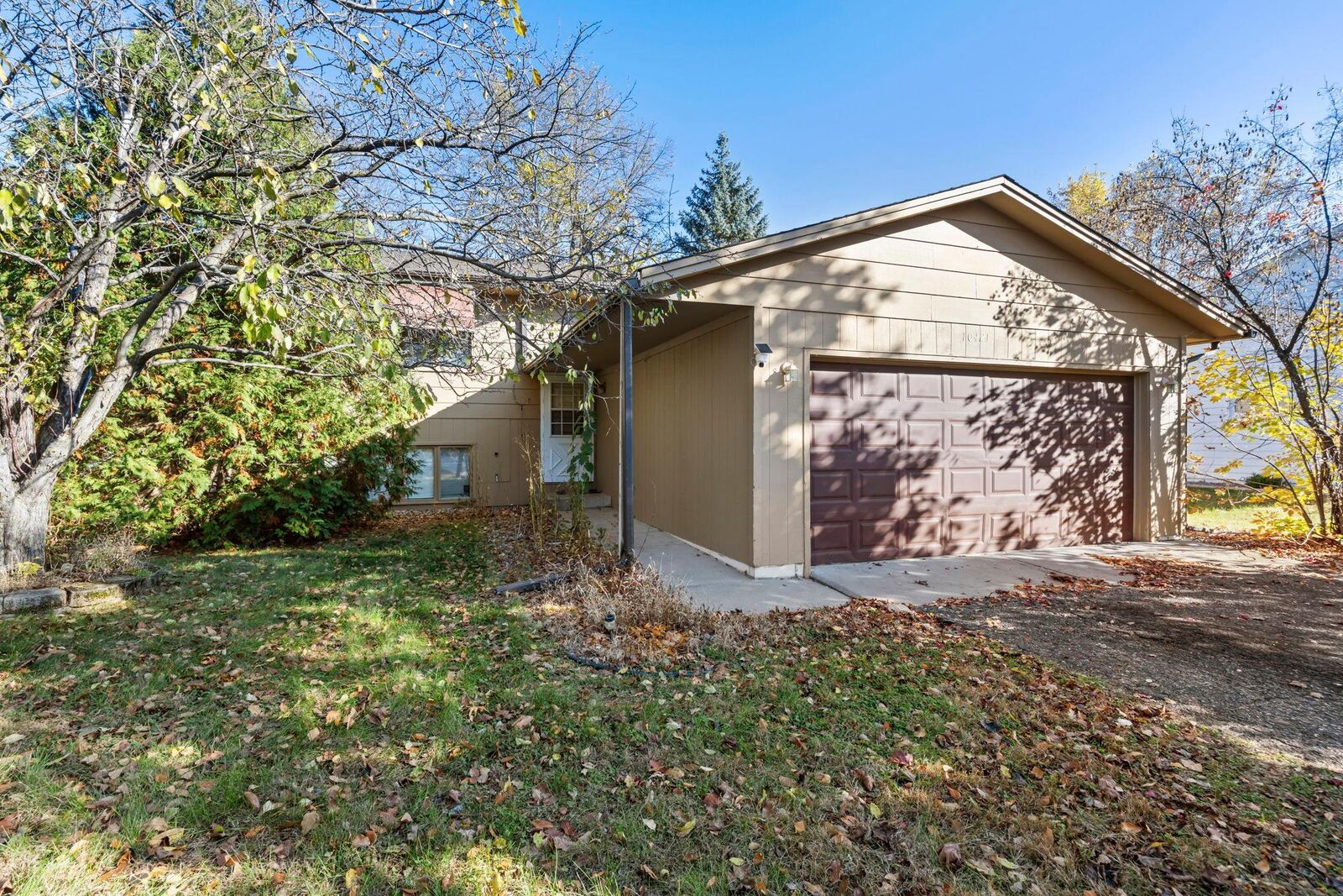 Property Photo: 10421 Quebec Avenue S MN 55438