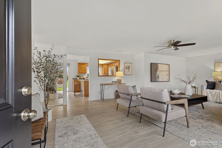 Property Photo:  4144  330th Place SE  WA 98024 