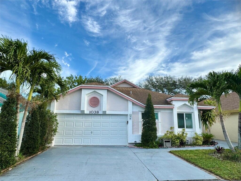 Property Photo:  1038 W Jasmine Lane  FL 33068 