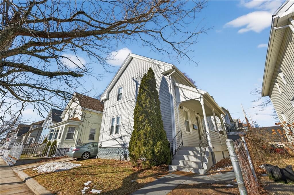 Property Photo:  139 Early Street  RI 02905 