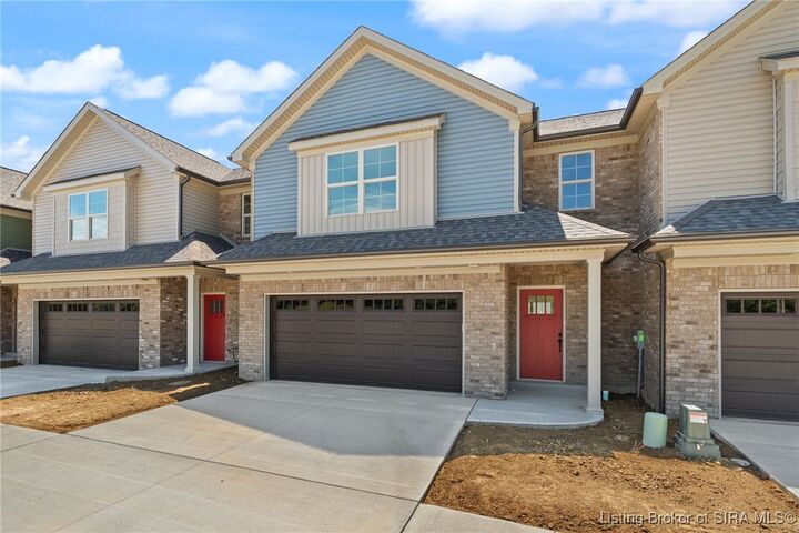 Property Photo: 5211 N Hampton Court Lot #1517 IN 47111