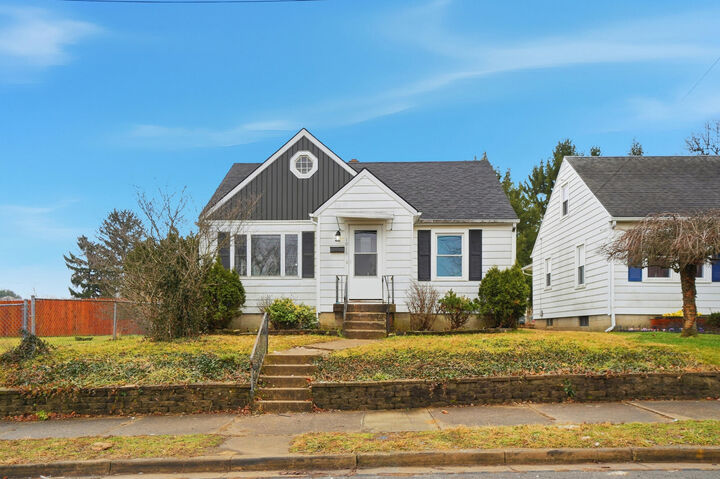 Property Photo:  1915 Kenwood Avenue  OH 45505 