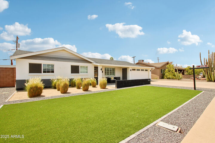 Property Photo:  7231 E Latham Street  AZ 85257 