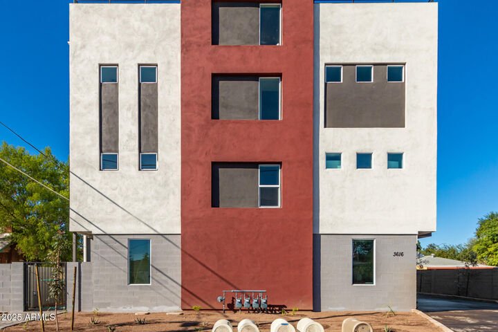 Property Photo:  3616 N 12th Street  AZ 85014 