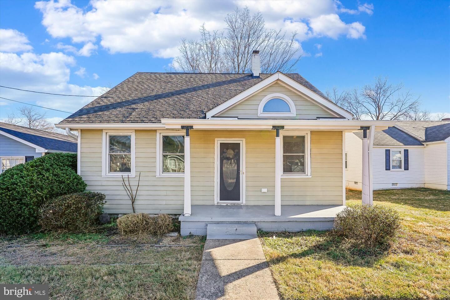 Property Photo:  104 Pershing Avenue NW  VA 20176 