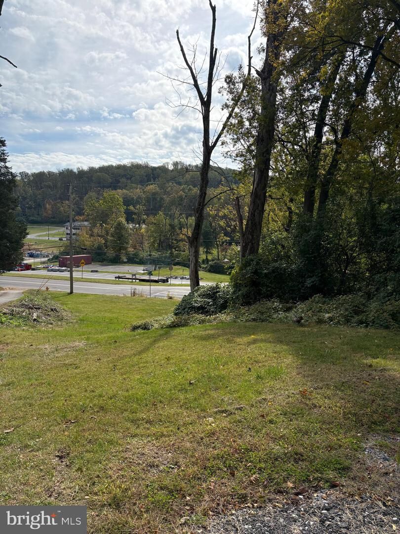 Property Photo:  409 Church Road  PA 19540 