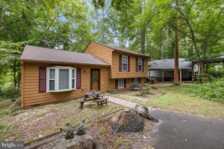 Property Photo:  115 Indian Hills Road  VA 22508 