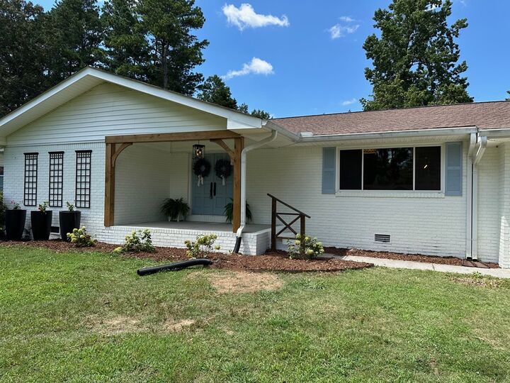 Property Photo: 2608 Rocky Drive GA 30740