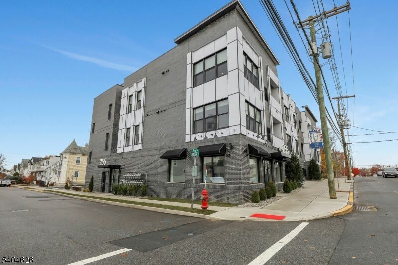 Property Photo:  255 Ridge Rd 18  NJ 07071 