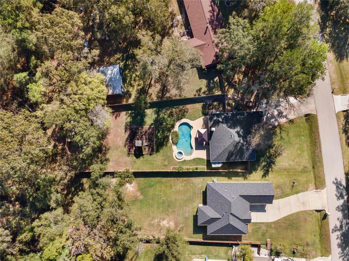 Property Photo:  914 Parthenon Place  TX 77357 