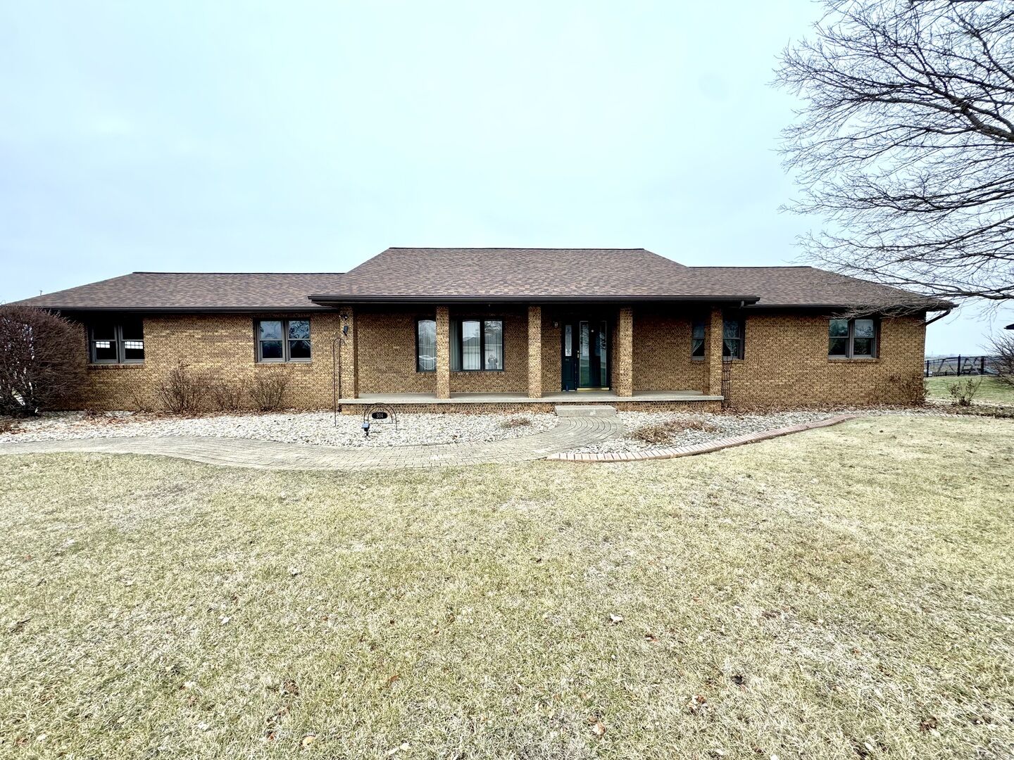 Property Photo: 304 Staley Drive IL 61752