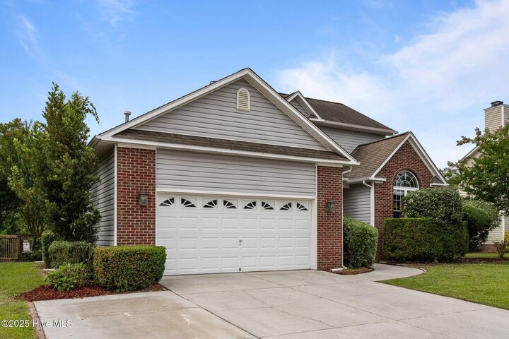 Property Photo:  206 Lansing Court  NC 28540 