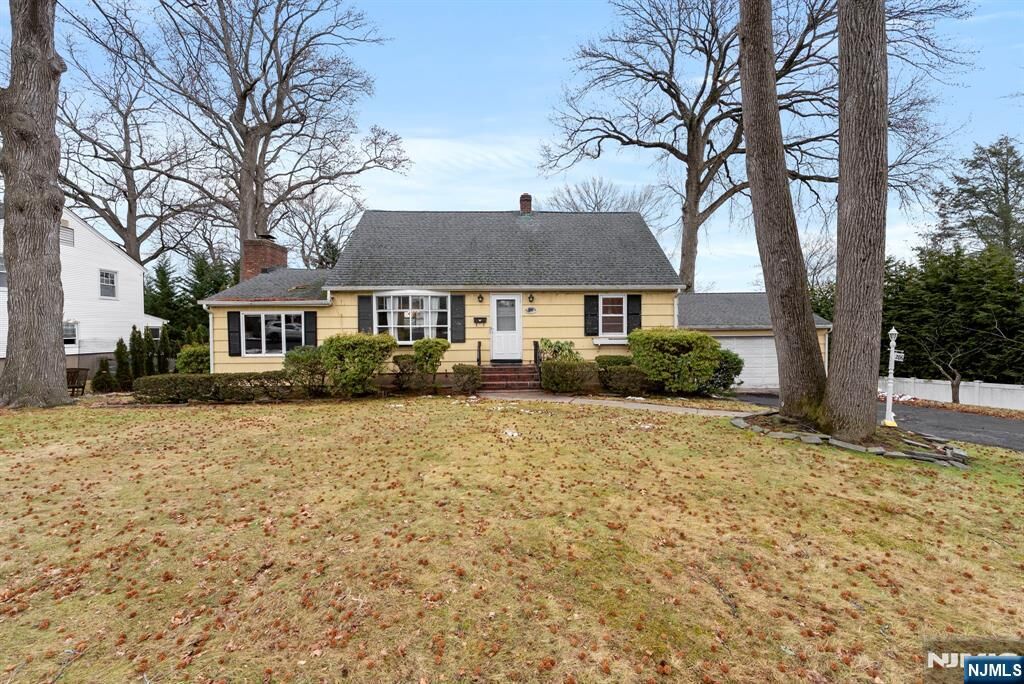 Property Photo:  206 10th Street  NJ 07626 