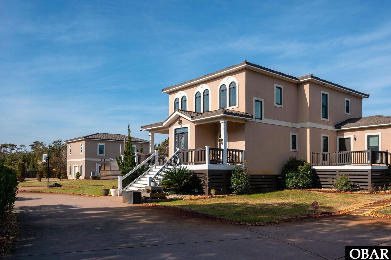 Property Photo: 203 W Carolinian Circle NC 27959