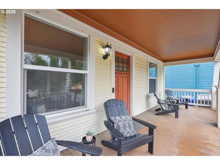 Property Photo:  9306 SW 30th Ave  OR 97219 