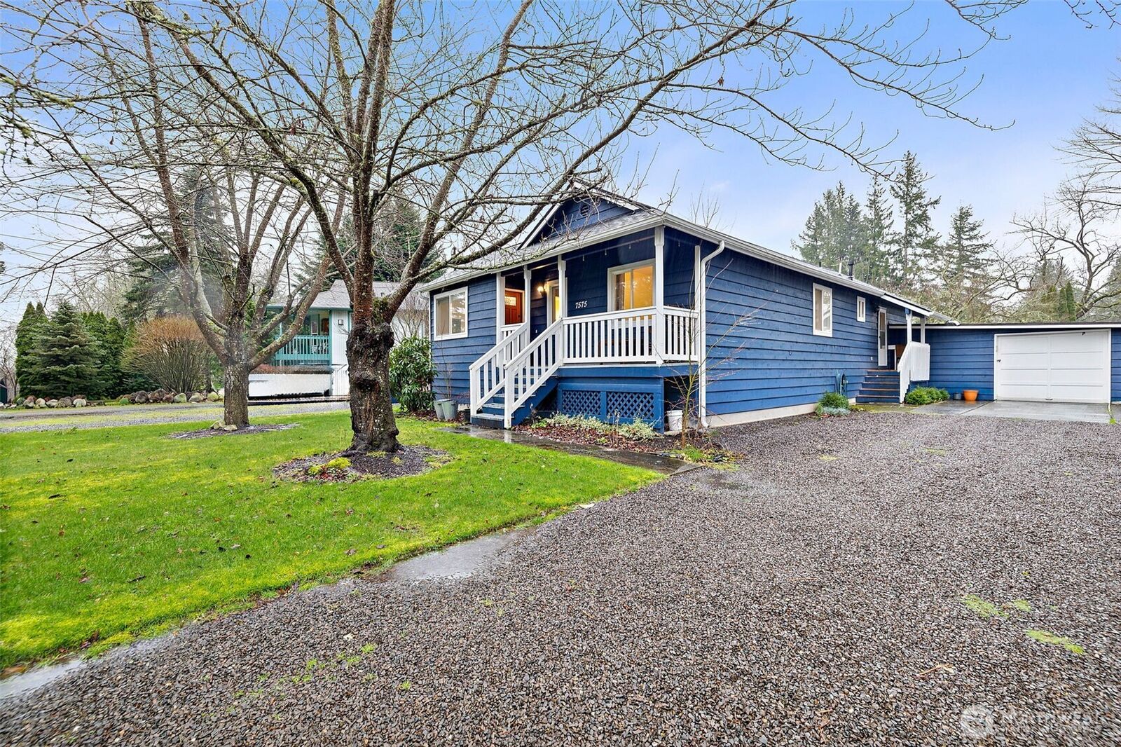 Property Photo:  7575  Railroad Place SE  WA 98065 