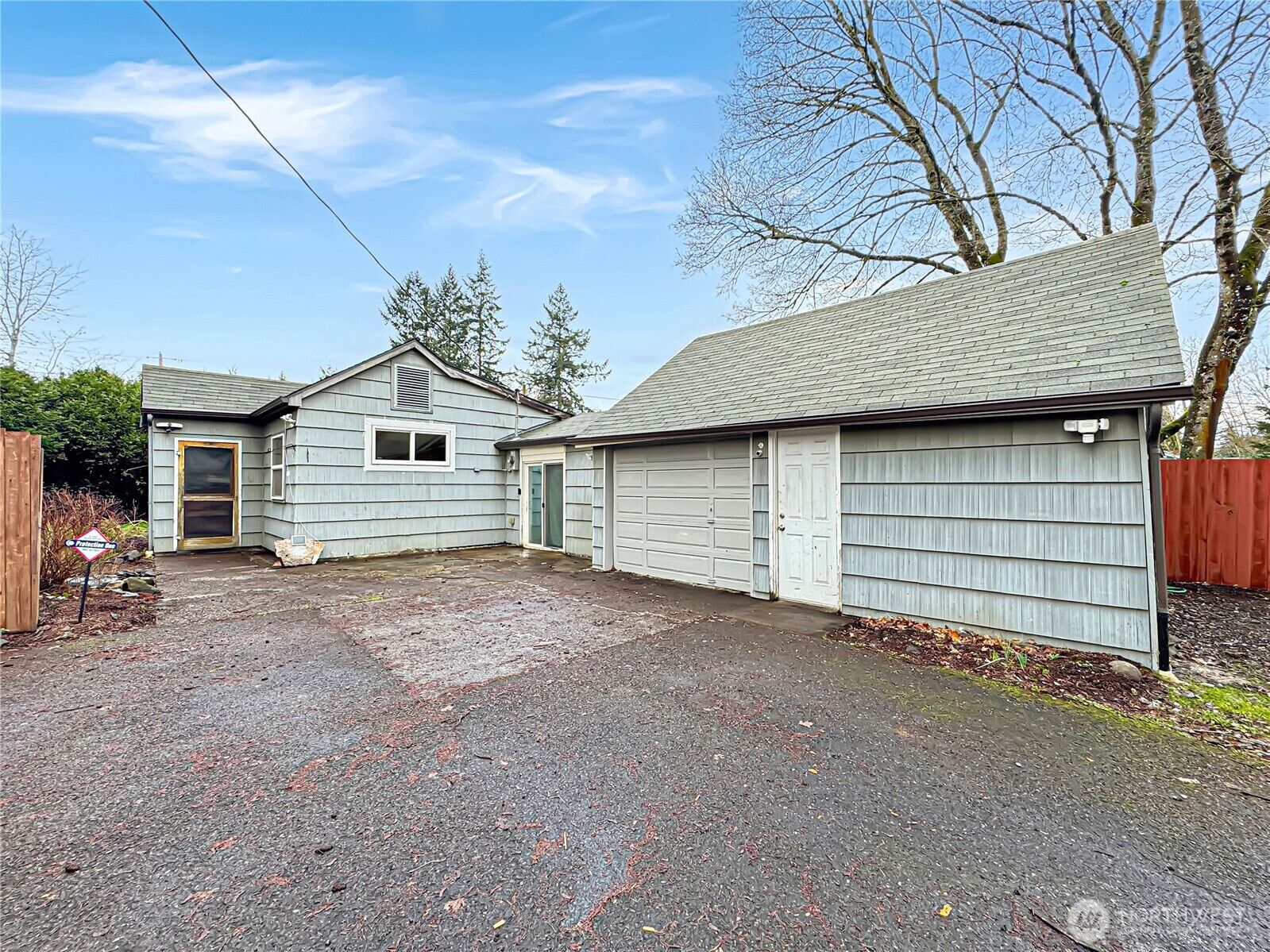 Property Photo: 9310 NE Burton Road WA 98662