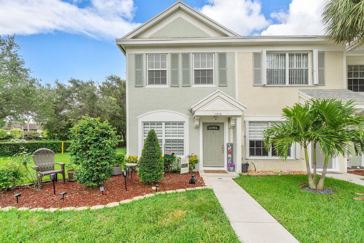 Property Photo:  11010 Sand Dollar Court  FL 33321 