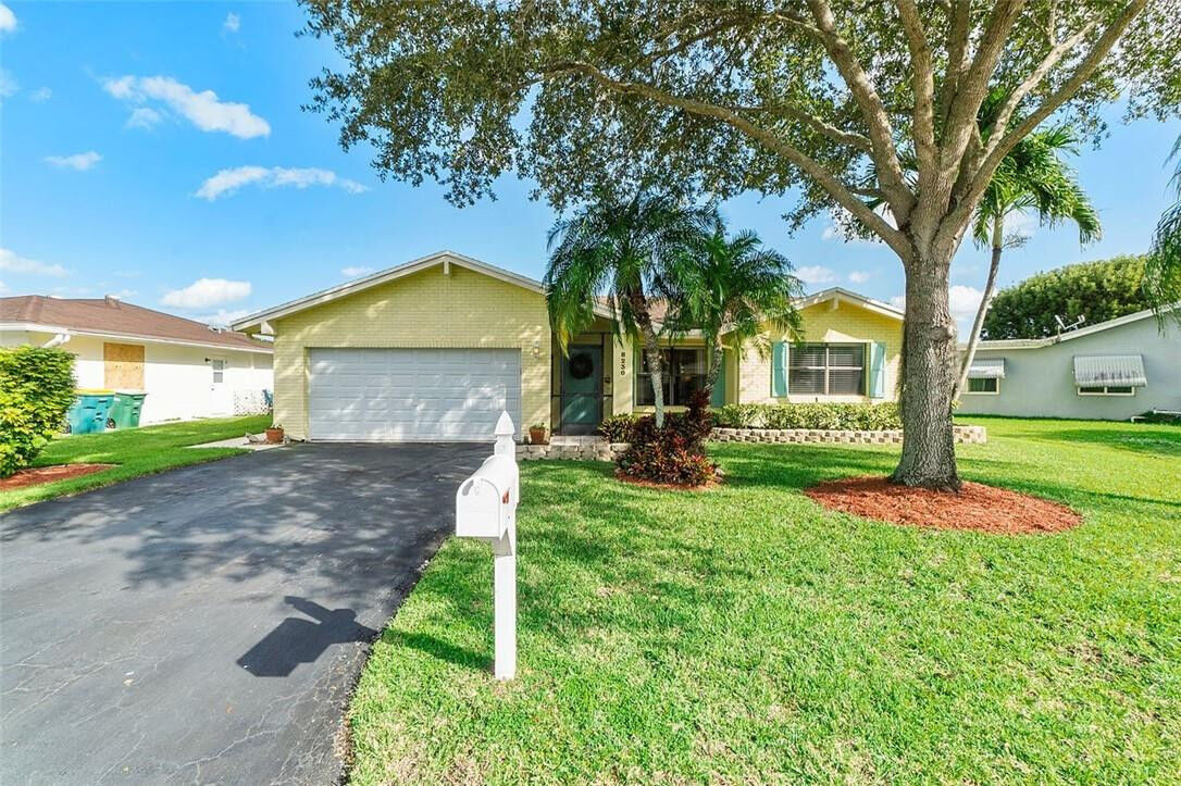 Property Photo:  8230 NW 98th Avenue  FL 33321 