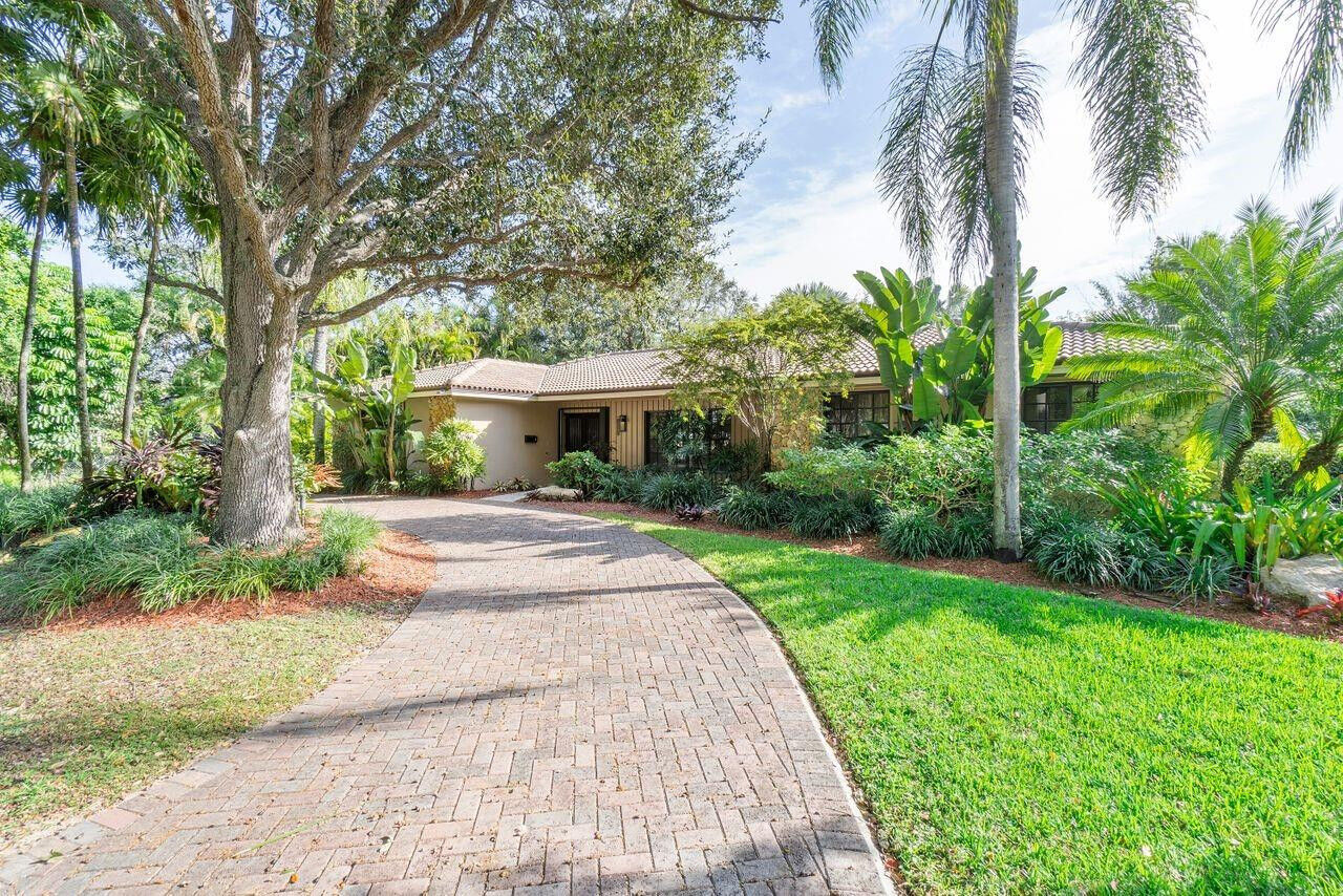 Property Photo:  14555 SW 82nd Avenue  FL 33158 