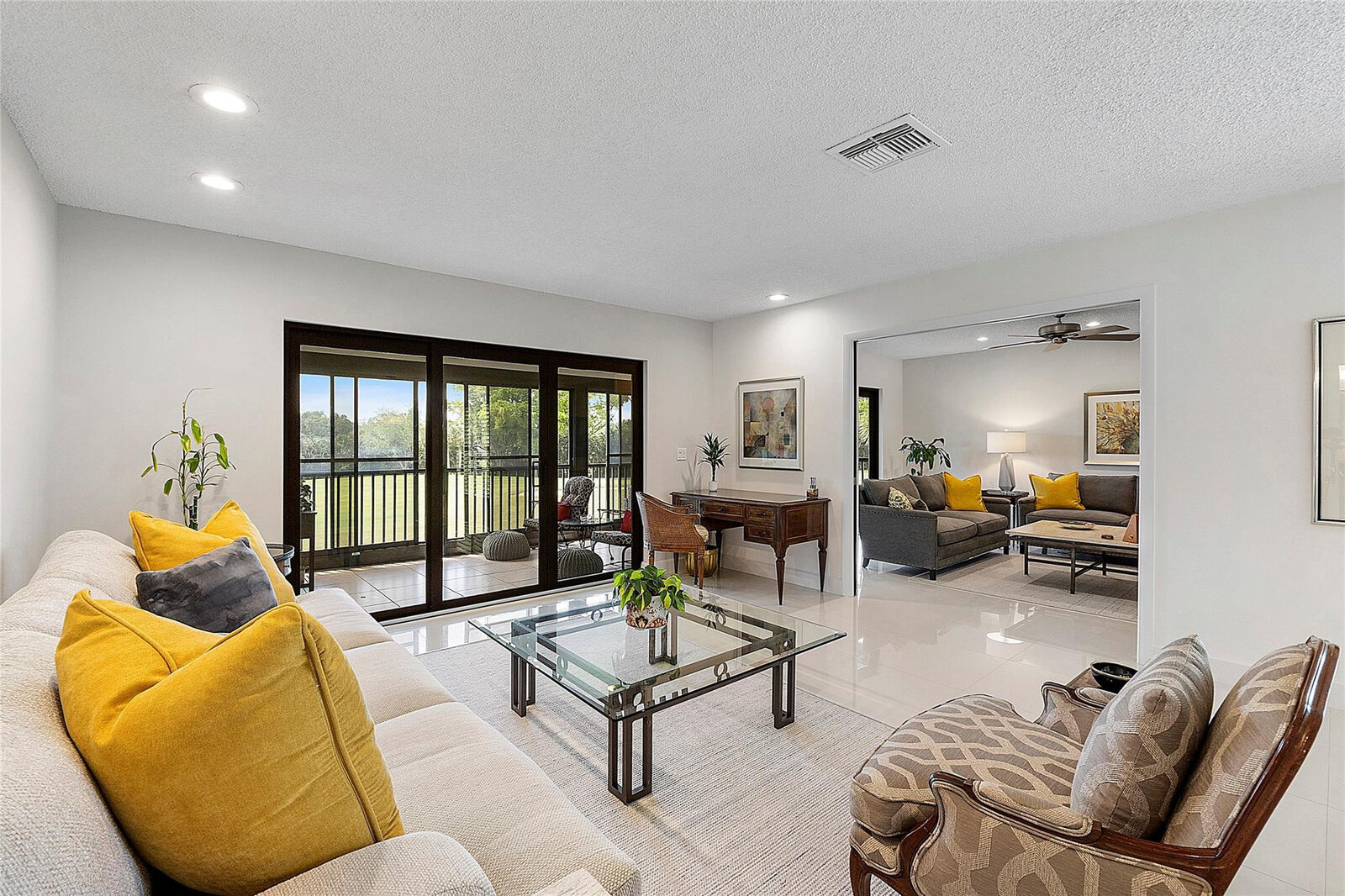 Property Photo: 11 Stratford Drive H FL 33436