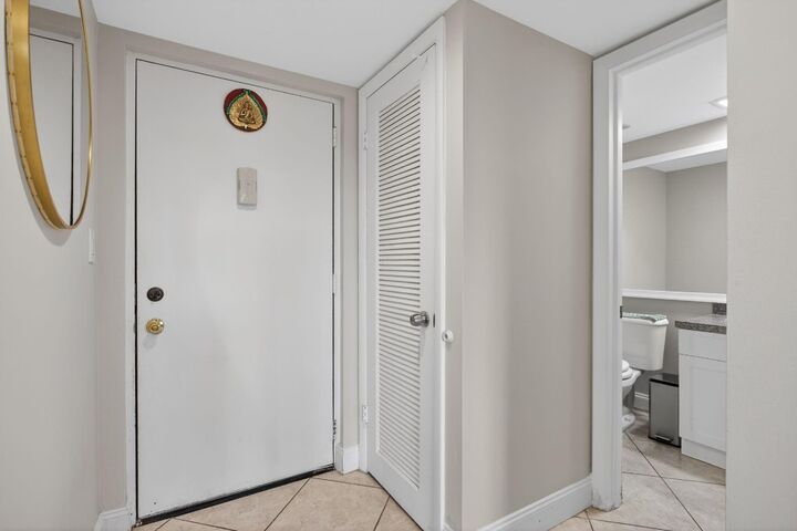 Property Photo:  2314 S Cypress Bend Drive 114  FL 33069 