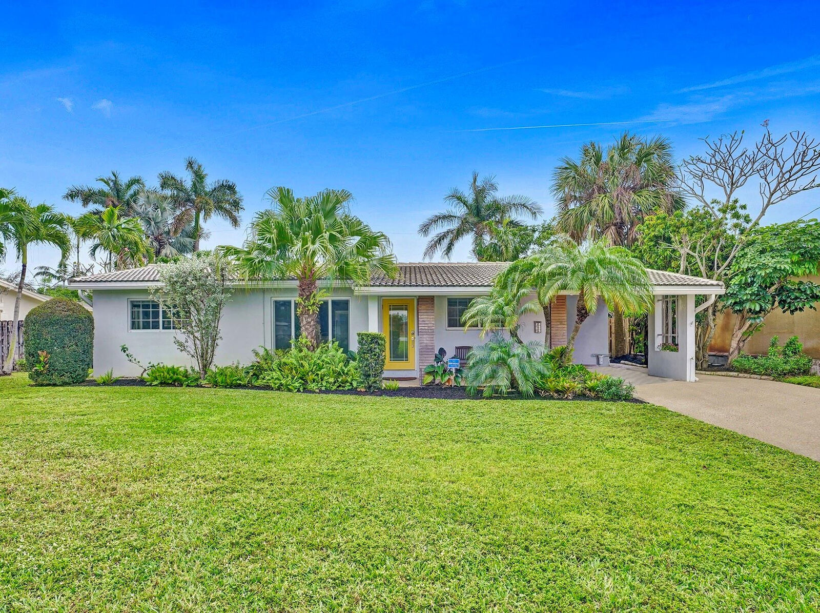 Property Photo:  740 NW 37th Street  FL 33309 