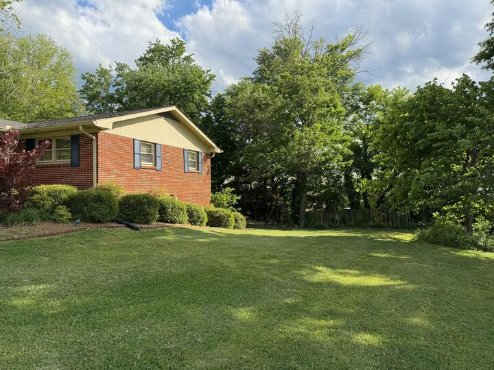 Property Photo:  130 Cherokee Circle  TN 37307 