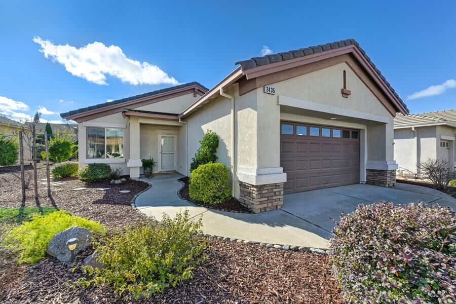 Property Photo: 2435 Monument Court CA 95648