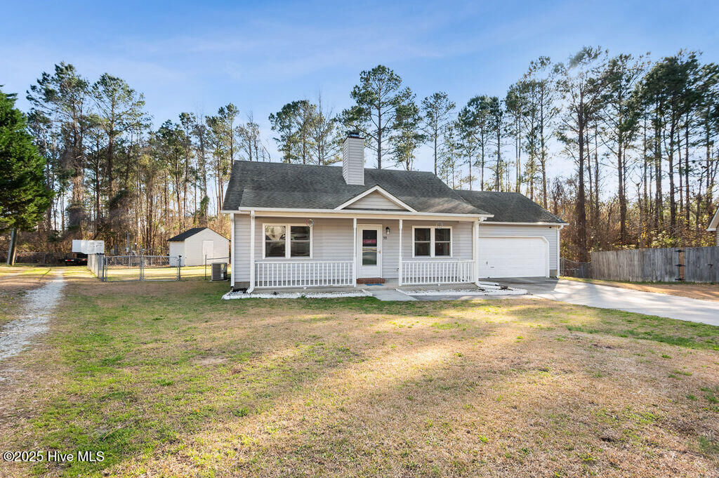 Property Photo:  318 Firethorn Lane  NC 28546 