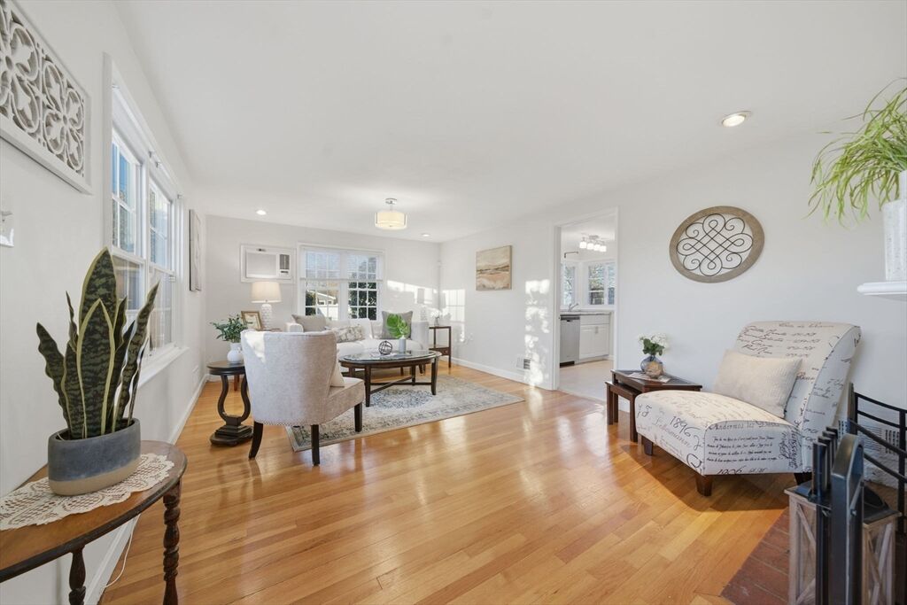 Property Photo:  70 Farrell Road  MA 01905 