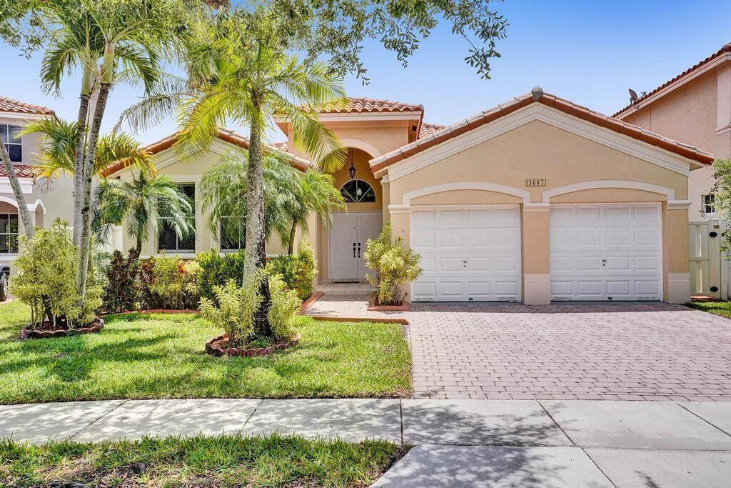 Property Photo:  3607 SW 167th Avenue  FL 33027 