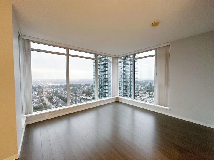 Property Photo: 6700 Dunblane Avenue 2801 BC V5H 0J3