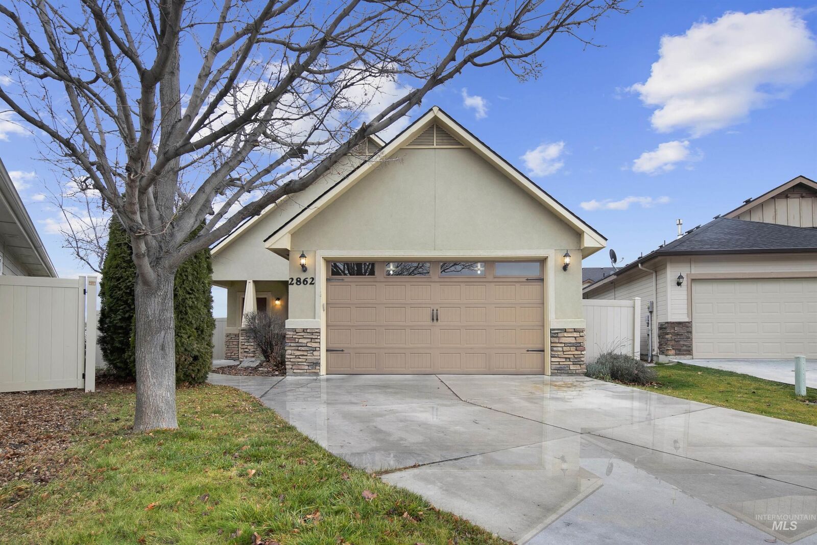 Property Photo:  2862 N Vallin Ave  ID 83616 