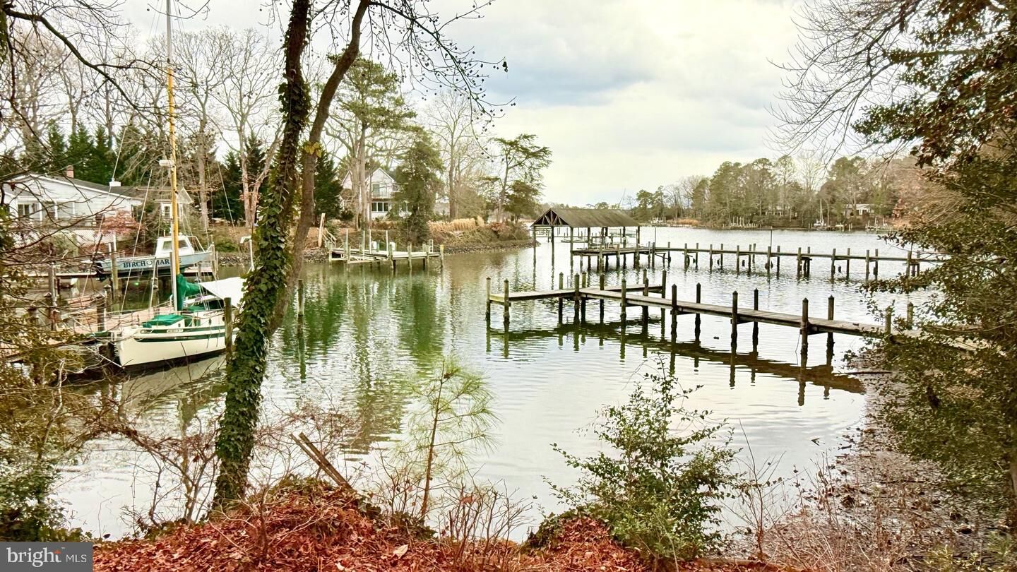 Property Photo:  47558 Lucas Cove Lane  MD 20653 