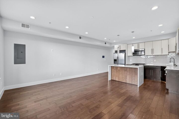 Property Photo:  525 Kennedy Street NW 3  DC 20011 