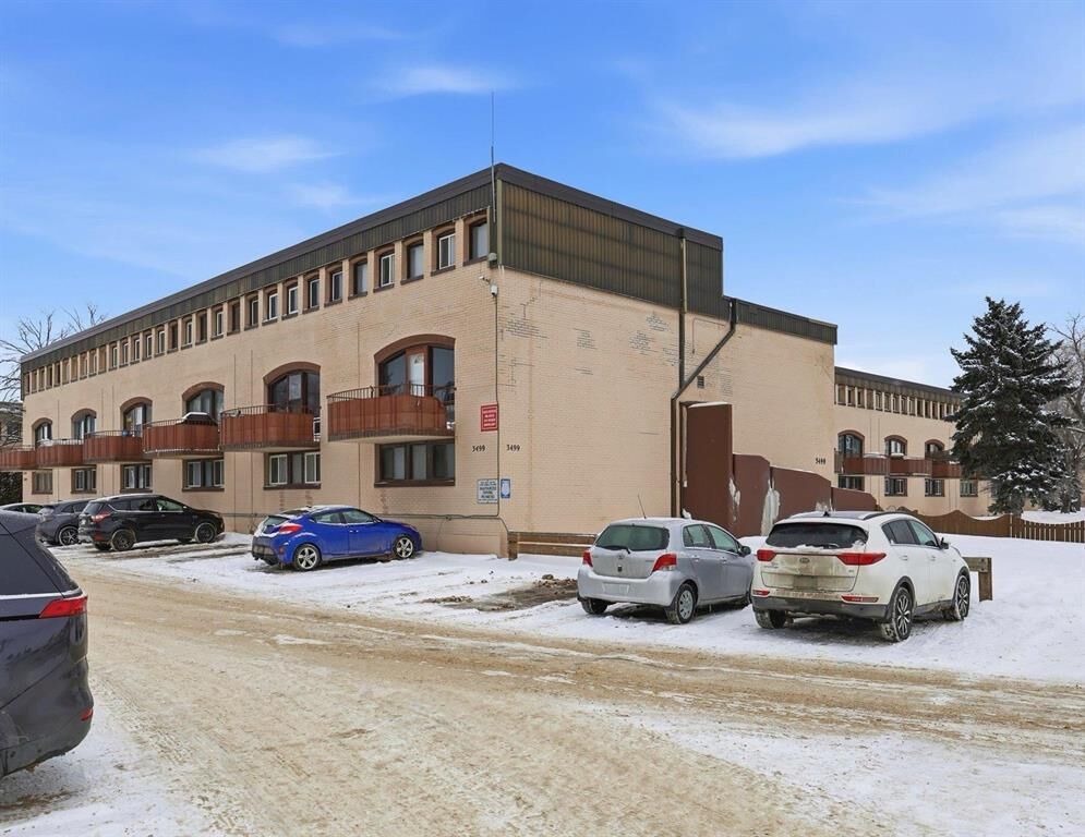 Property Photo:  3499 Portage Avenue  MB R3K 0X2 