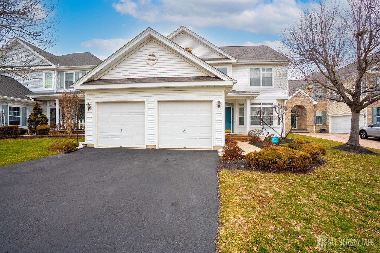 Property Photo: 6 Barlow Court NJ 08536