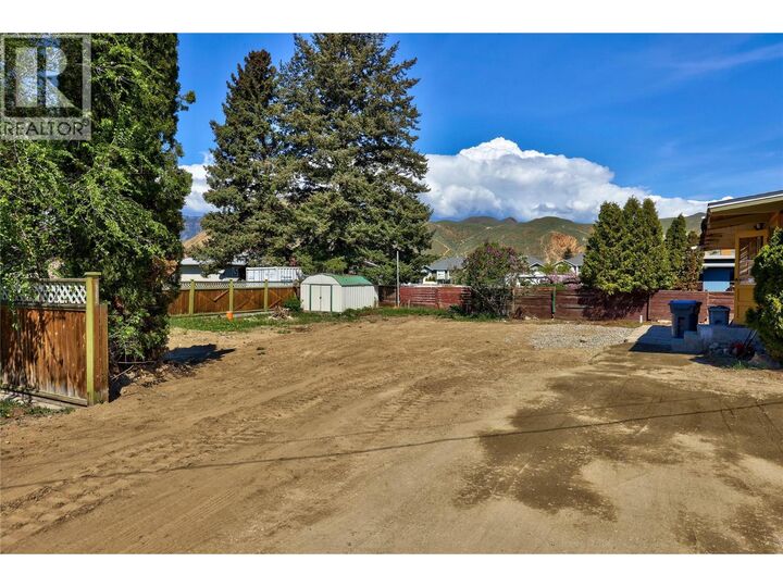 Property Photo:  1908 Fleetwood Avenue  BC V2H 1T7 