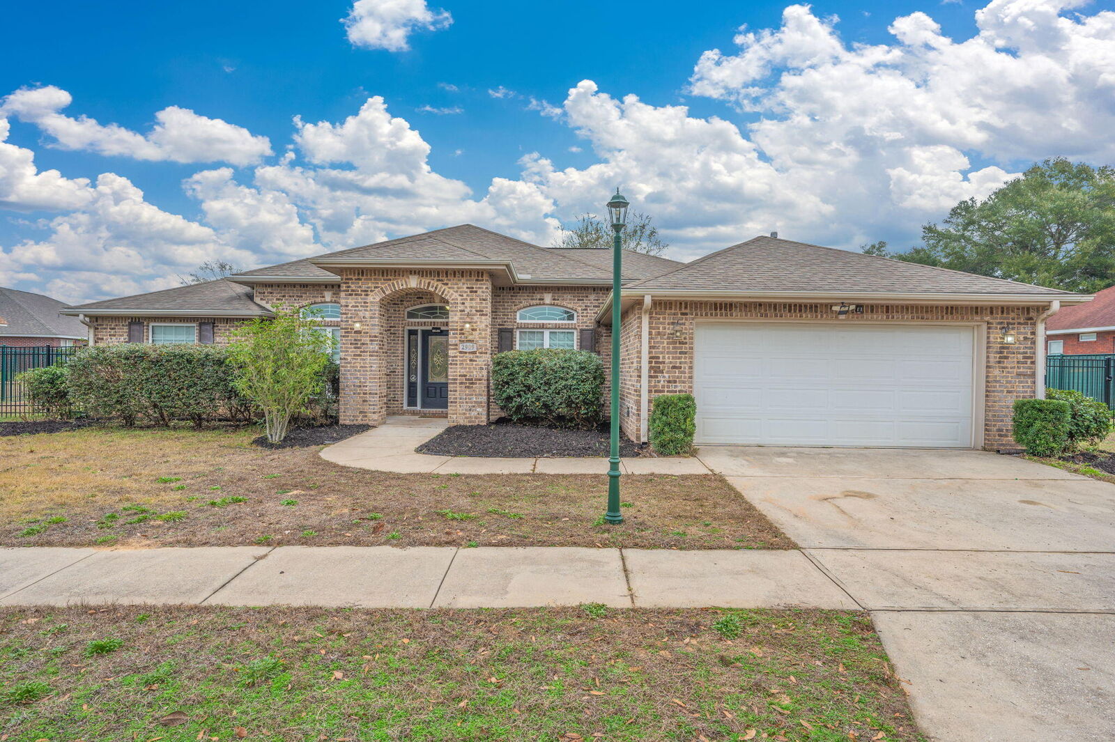 Property Photo:  2909 Chancery Lane  FL 32539 