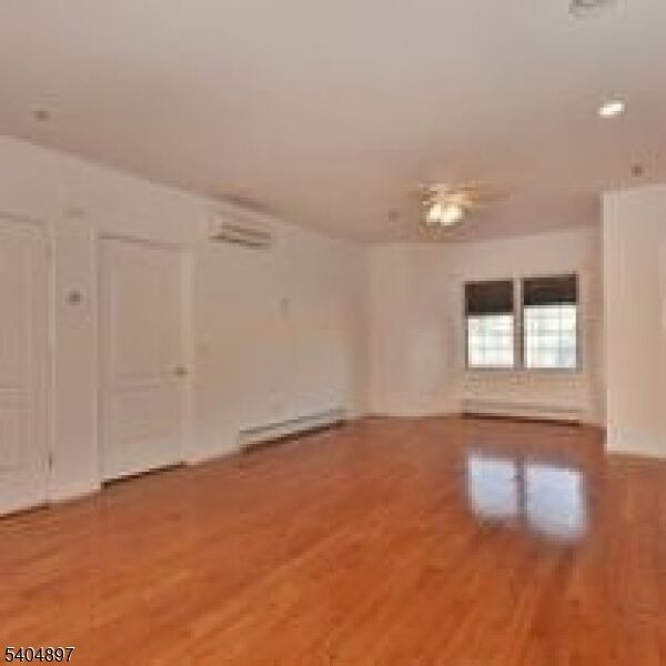 Property Photo:  160 Franklin Ave 2  NJ 07110 