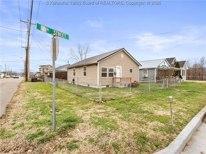 Property Photo: 1210 12th Street WV 25143