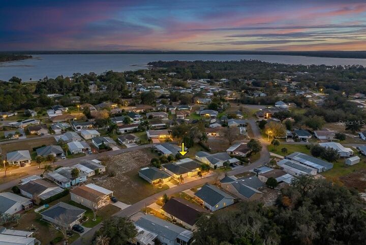 Property Photo:  7040 Tamarind Drive  FL 33898 