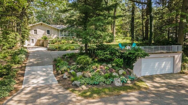 Property Photo:  17708 Oakwood Drive  MI 49456 