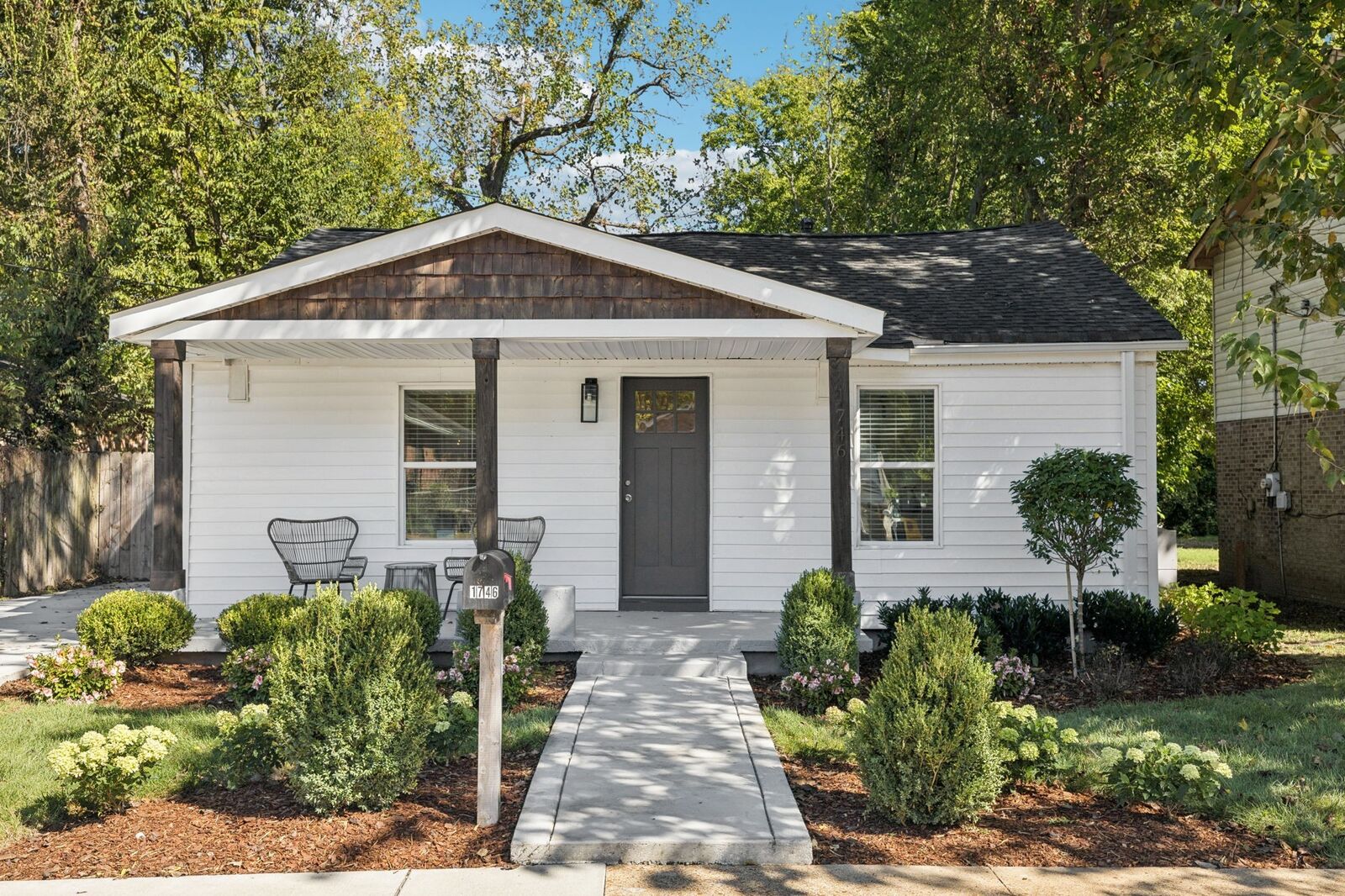 Property Photo:  1746 22nd Ave N  TN 37208 