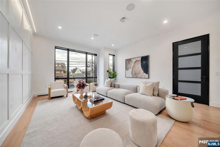 Property Photo:  1047 Anderson Avenue A  NJ 07024 