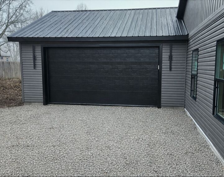 Property Photo: 33743 Henwell Road OH 44028