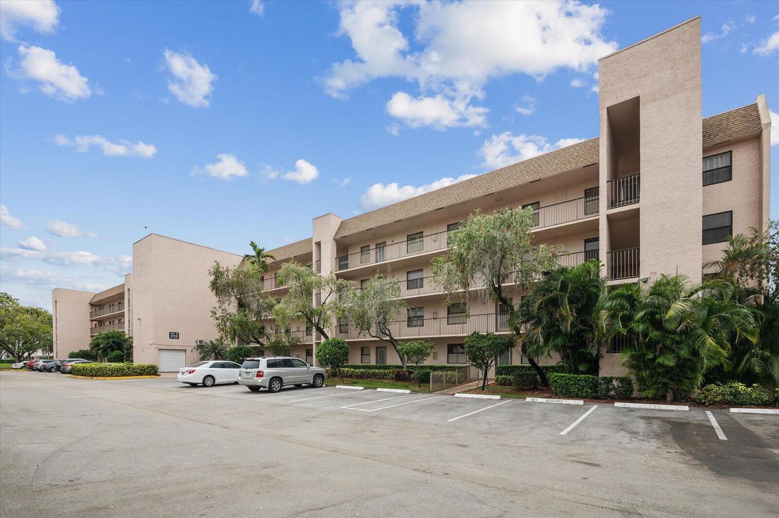 Property Photo:  2748 NW 104th Avenue 207  FL 33322 