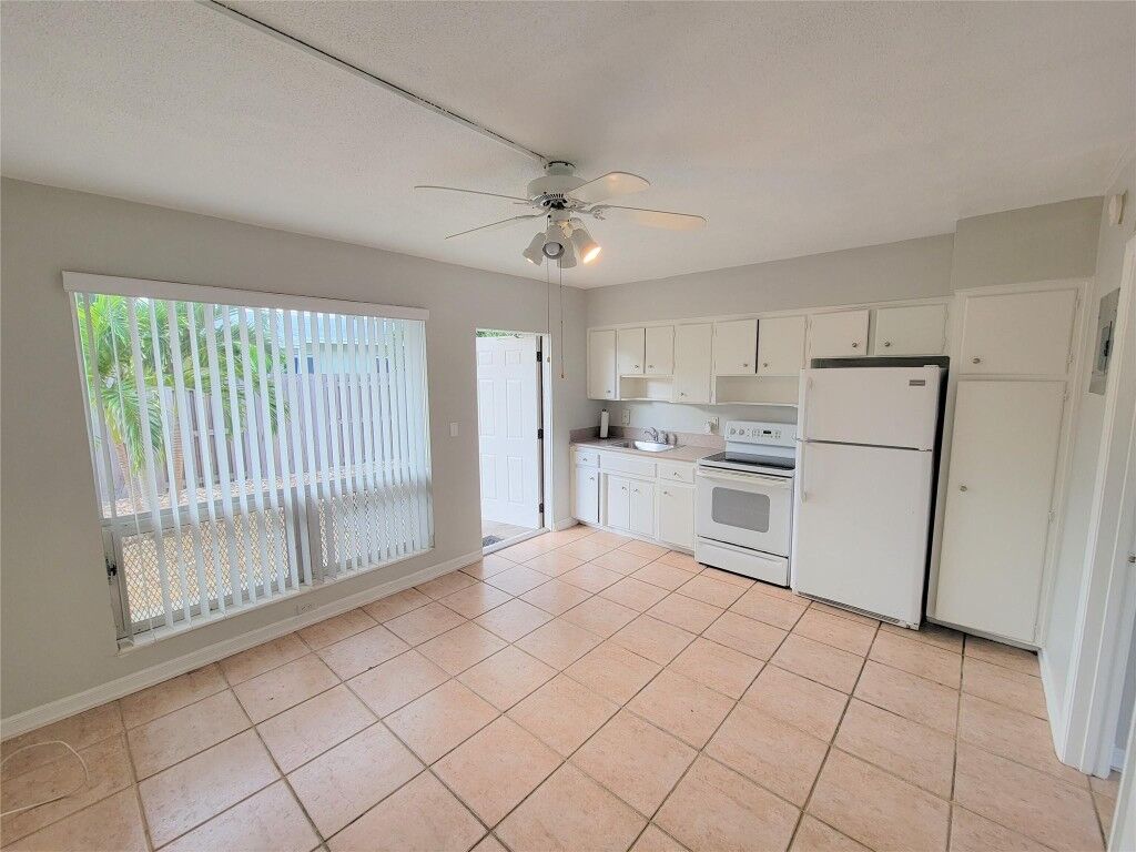 Property Photo:  3041 NE 20th Terrace 3  FL 33306 